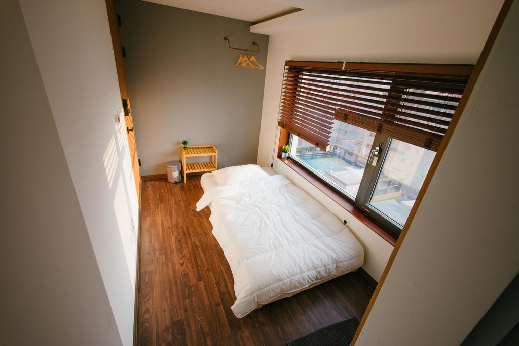 Morning Dew Guesthouse Μπουσάν Εξωτερικό φωτογραφία