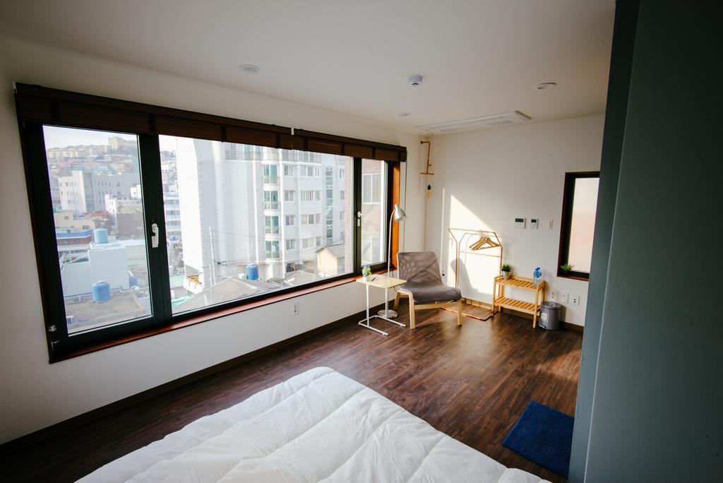 Morning Dew Guesthouse Μπουσάν Εξωτερικό φωτογραφία
